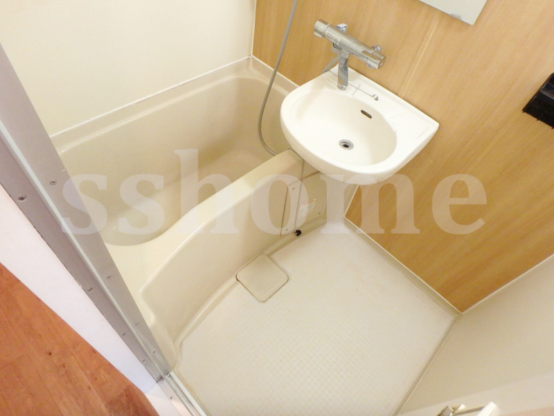 バス・シャワールーム　落ち着く浴室☆