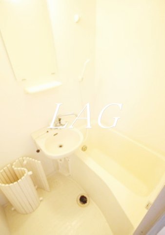 バス・シャワールーム　お風呂です。