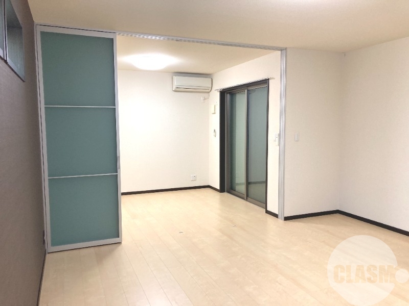 居室・リビング　広々と使えます♪