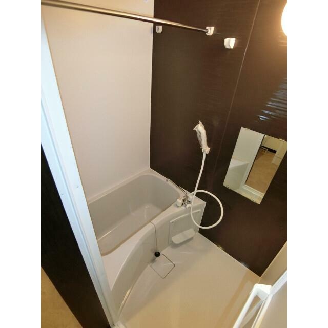 バス・シャワールーム　バストイレ別