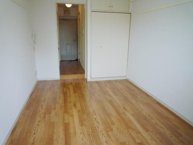 居室・リビング　洋室