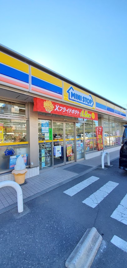 コンビニ　ミニストップ 深大寺東町店（コンビニ）まで305m