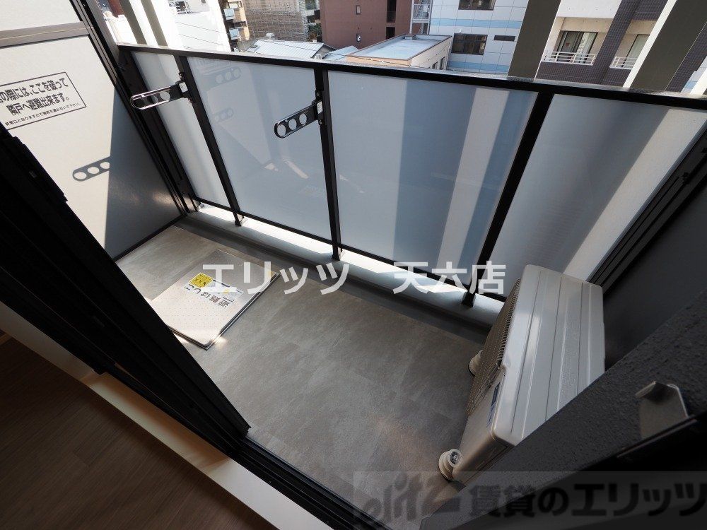 バルコニー　バルコニー