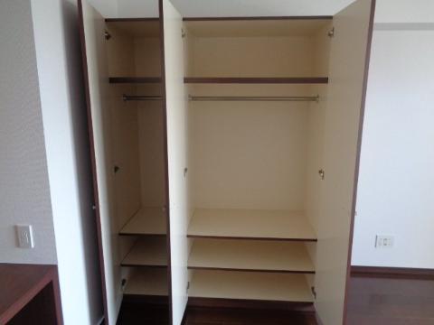 収納　クローゼット