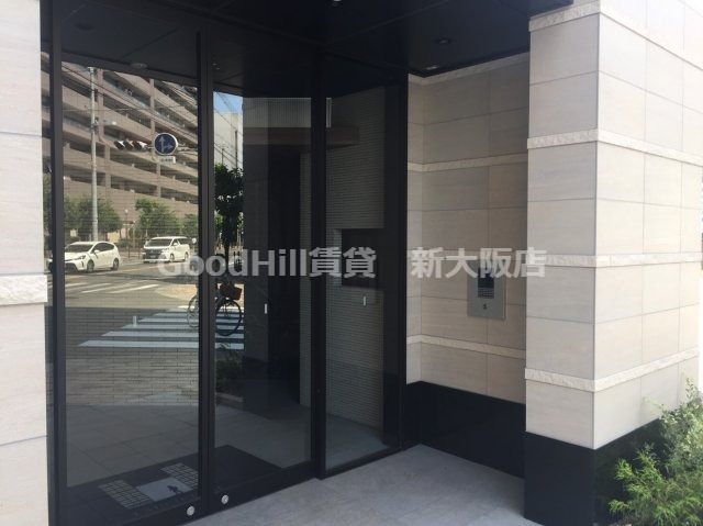 エントランス　ラルシェパルク新大阪