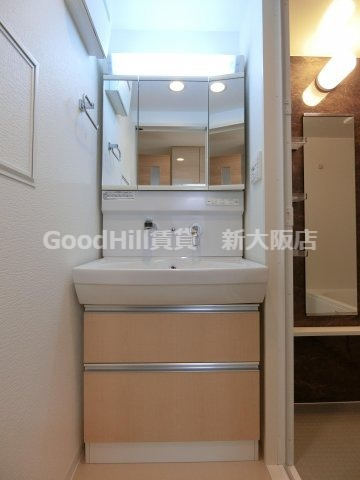 洗面設備　ラルシェパルク新大阪