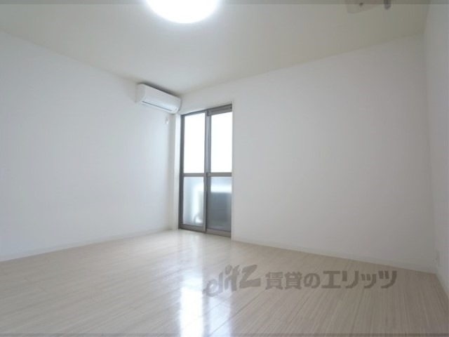 居室・リビング　居室