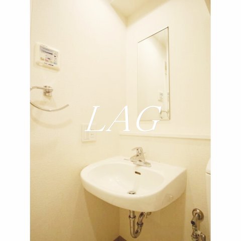 洗面設備　洗面台です。