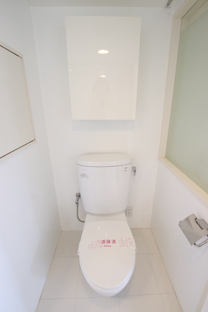 トイレ　※別室参考写真