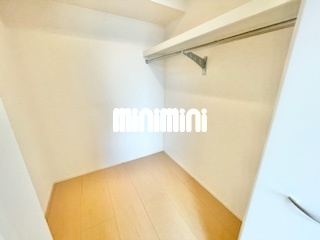 収納　※写真は別部屋のものです。