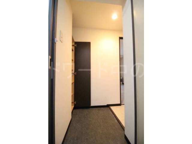 玄関　詳細は、ウィンドワード中の島店までご相談下さい。