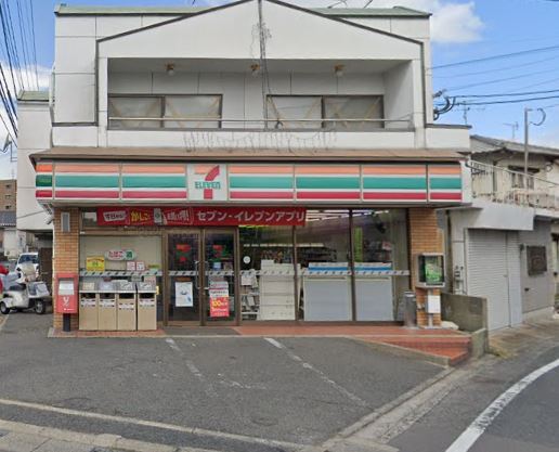 コンビニ　セブンイレブン 太宰府吉松店（コンビニ）まで173m