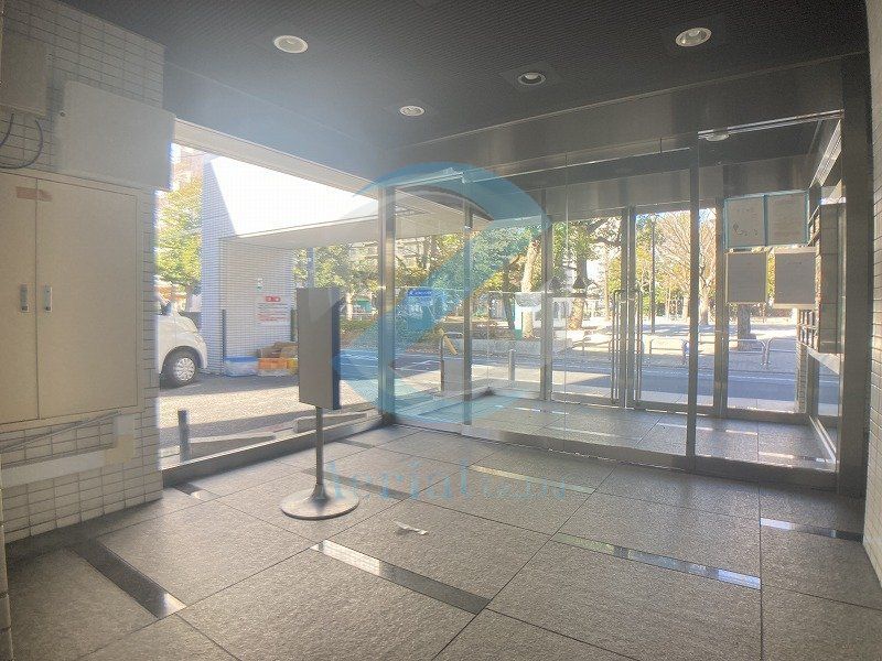 ロビー　エントランス