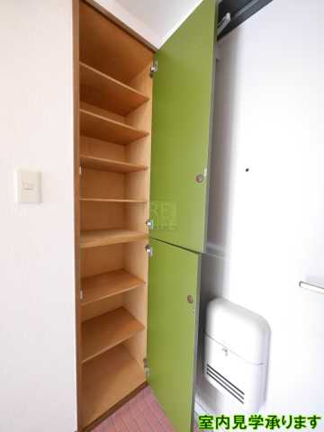 収納　ローヤルガーデン※他のお部屋の参考写真となります。