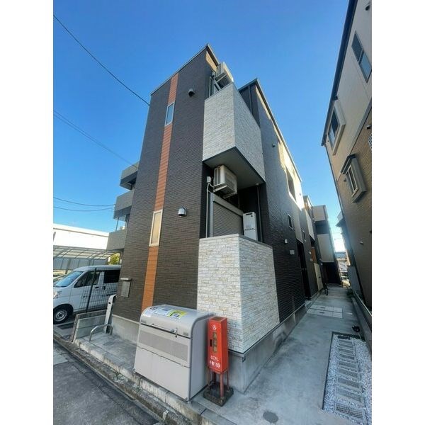 建物外観　外観　デザイナーズ　光インターネット無料