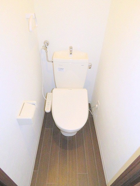 トイレ　ウォシュレット付きのトイレ♪