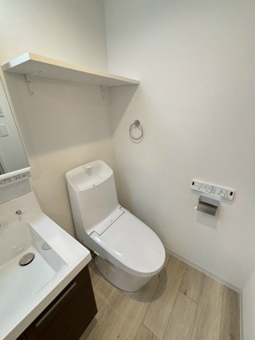 トイレ　同一仕様写真