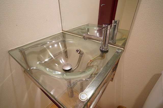 洗面設備　※別部屋の参考写真です。