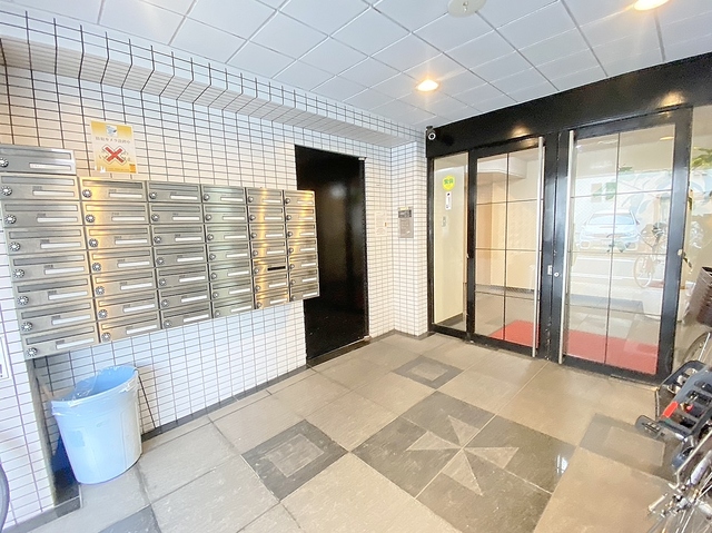 エントランス　オートロック