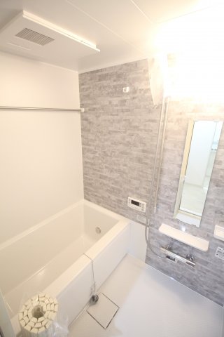 バス・シャワールーム　パル駒込303　北区中里2