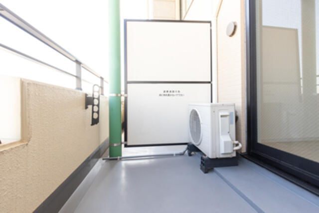 バルコニー　広いバルコニー