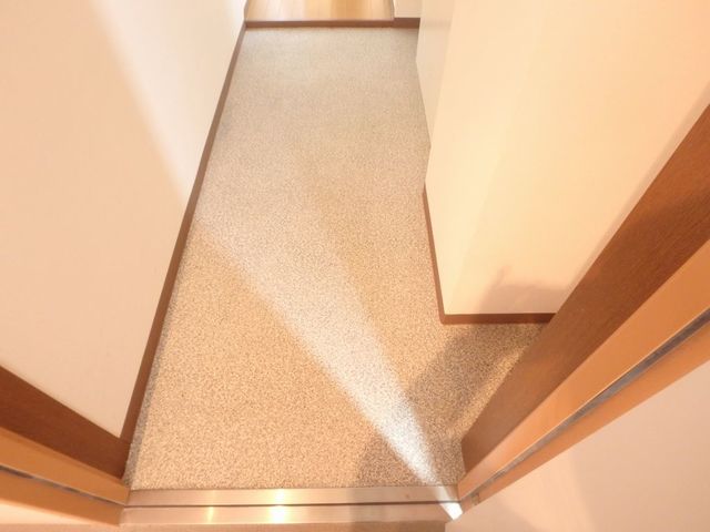 玄関　★参考写真★同じ１号室タイプの別部屋です．．．