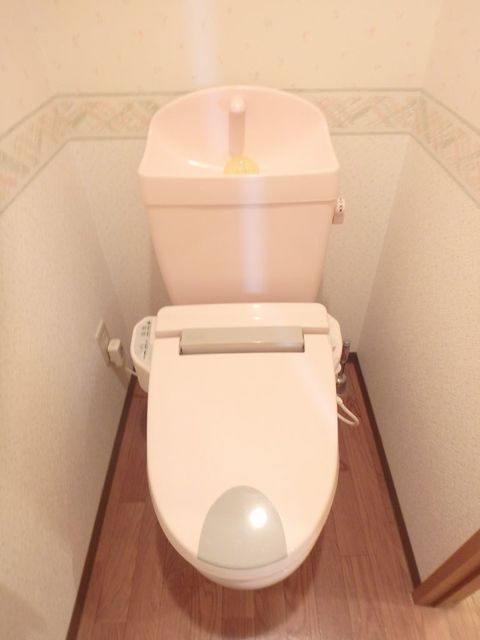 トイレ　★参考写真★同じ１号室タイプの別部屋です．．．