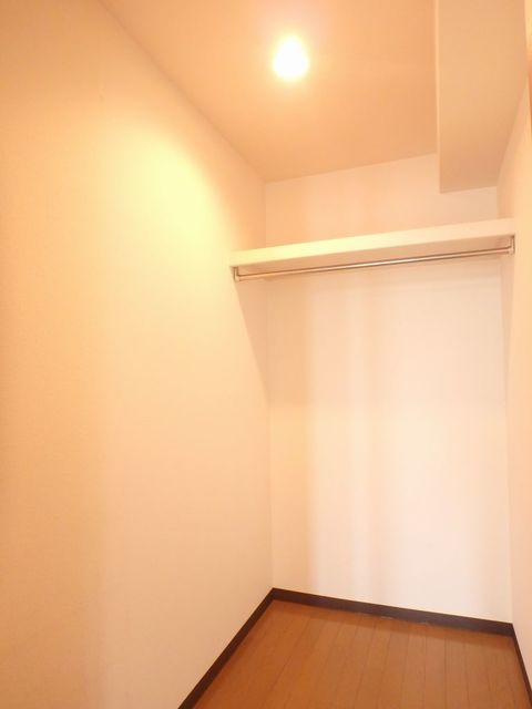 収納　★参考写真★同じ１号室タイプの別部屋です．．．