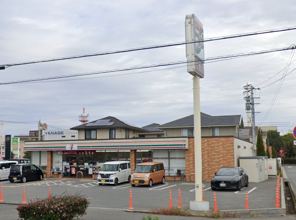 コンビニ　セブンイレブン加古川市役所南店（コンビニ）まで464m