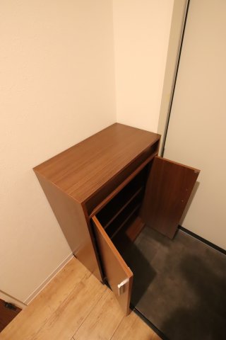 収納　シューズボックス