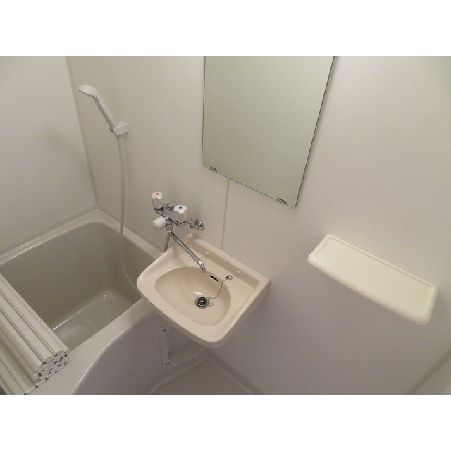 バス・シャワールーム　バス