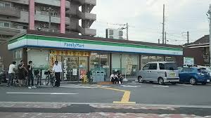 コンビニ　ファミリーマート 天下茶屋北一丁目店（コンビニ）まで356m