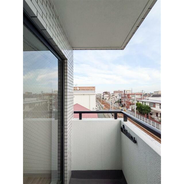 バルコニー　同物件別部屋