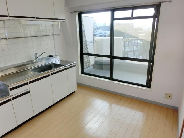 居室・リビング　★明るいダイニング★