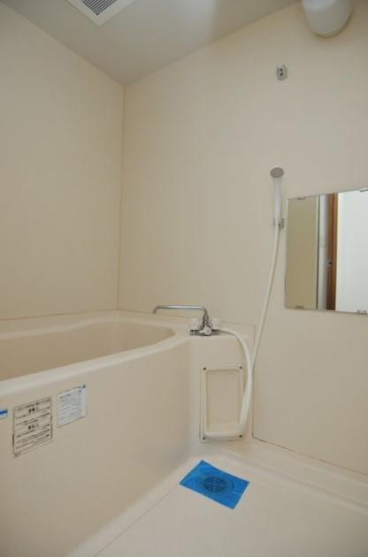 バス・シャワールーム　バス※別部屋参考写真