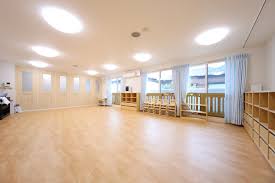 幼稚園・保育園　横浜すきっぷ保育園（幼稚園・保育園）まで516m