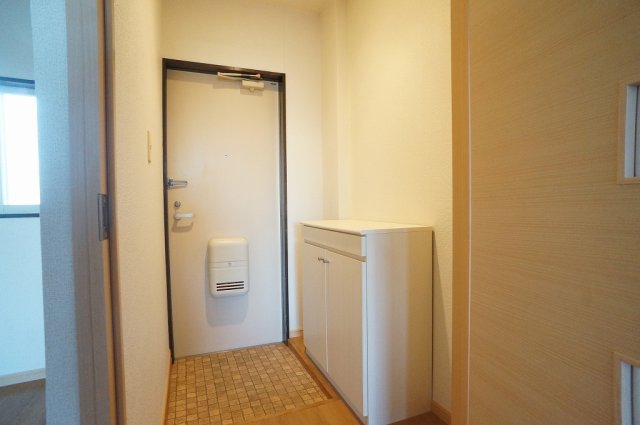 玄関　落ち着いた玄関です