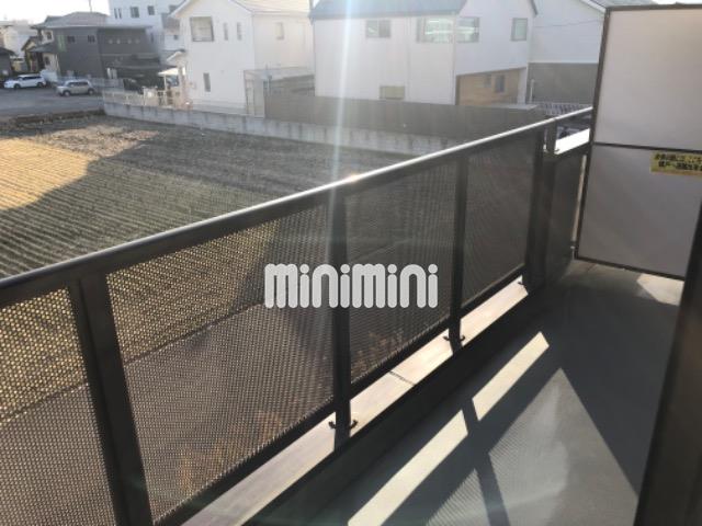 バルコニー　風通しの良いベランダです