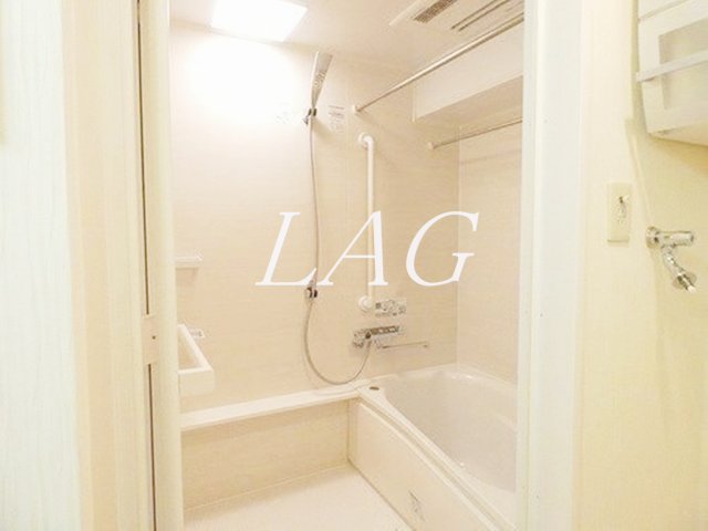 バス・シャワールーム　お風呂です。