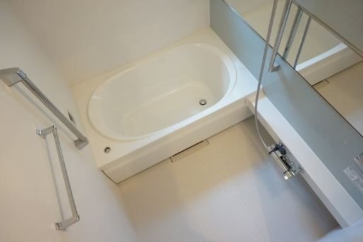 バス・シャワールーム　別部屋の参考写真となります。