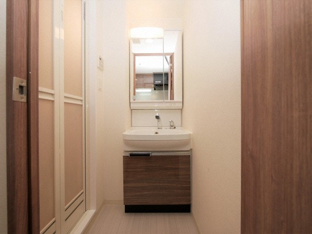 洗面設備　忙しい朝には欠かせない洗面所です