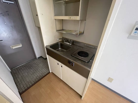 キッチン　※別部屋の写真です