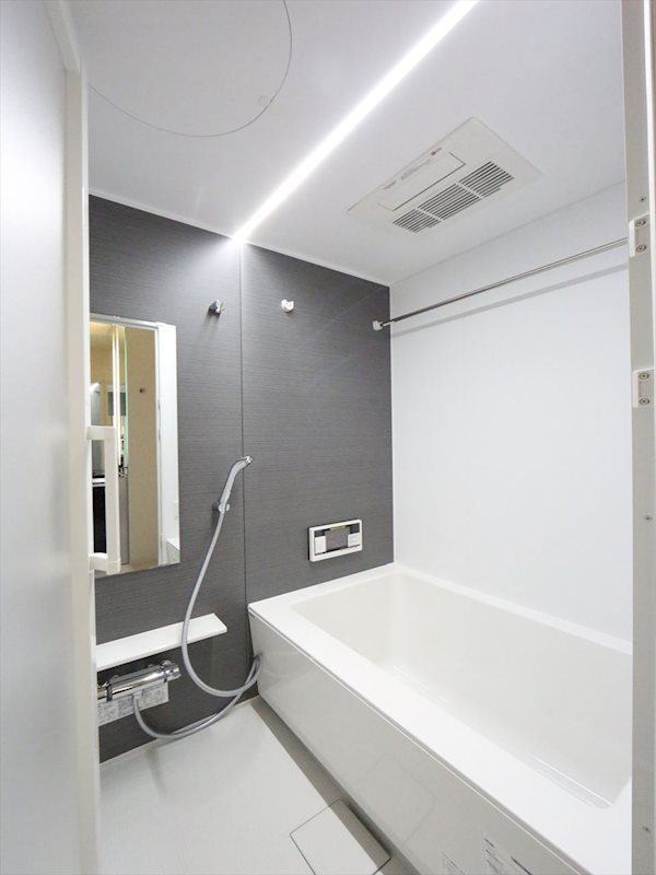 バス・シャワールーム　バスルーム　浴室TV　浴室暖房乾燥機　追い炊き　オートバス