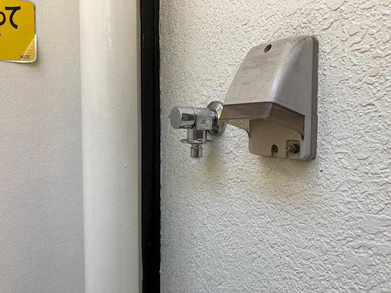 その他設備　ベランダ洗濯機置場