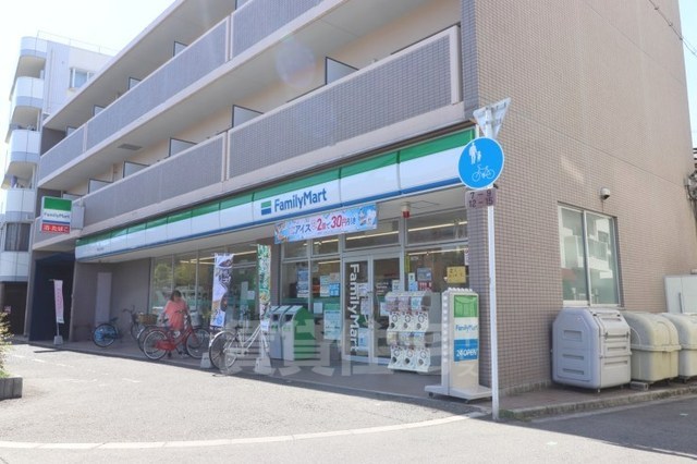コンビニ　ファミリーマート　吹田内本町（コンビニ）まで264m