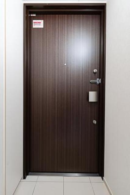 玄関　※写真は同タイプ住戸です。
