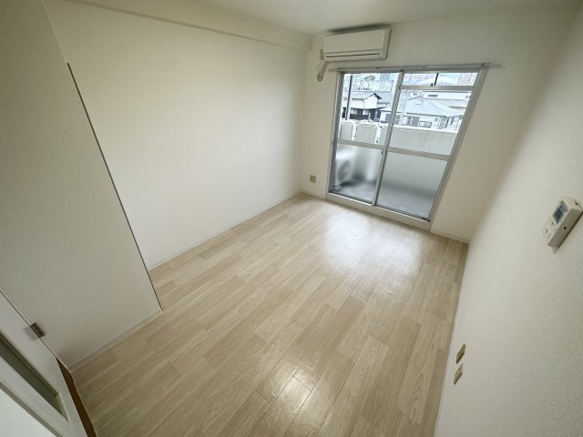 居室・リビング　エアコン付きで初期費用を抑えたい方にもおすすめです♪