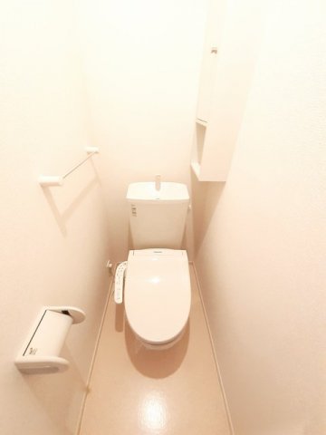 トイレ　コンパクトで使いやすいトイレです