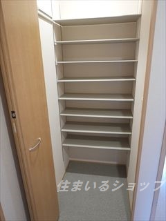 その他設備　玄関収納