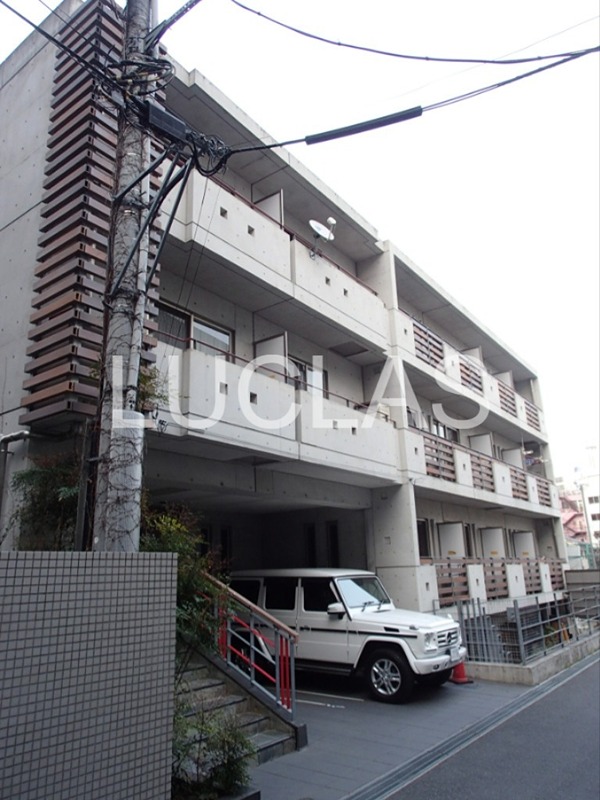 建物外観　『想いの先を照らし出す。』信頼が必要だからこそ、弊社へお任せ